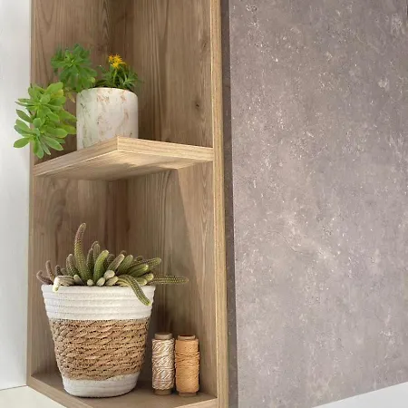 Stormi's Поградец