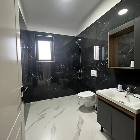 Apartament Stormi's *